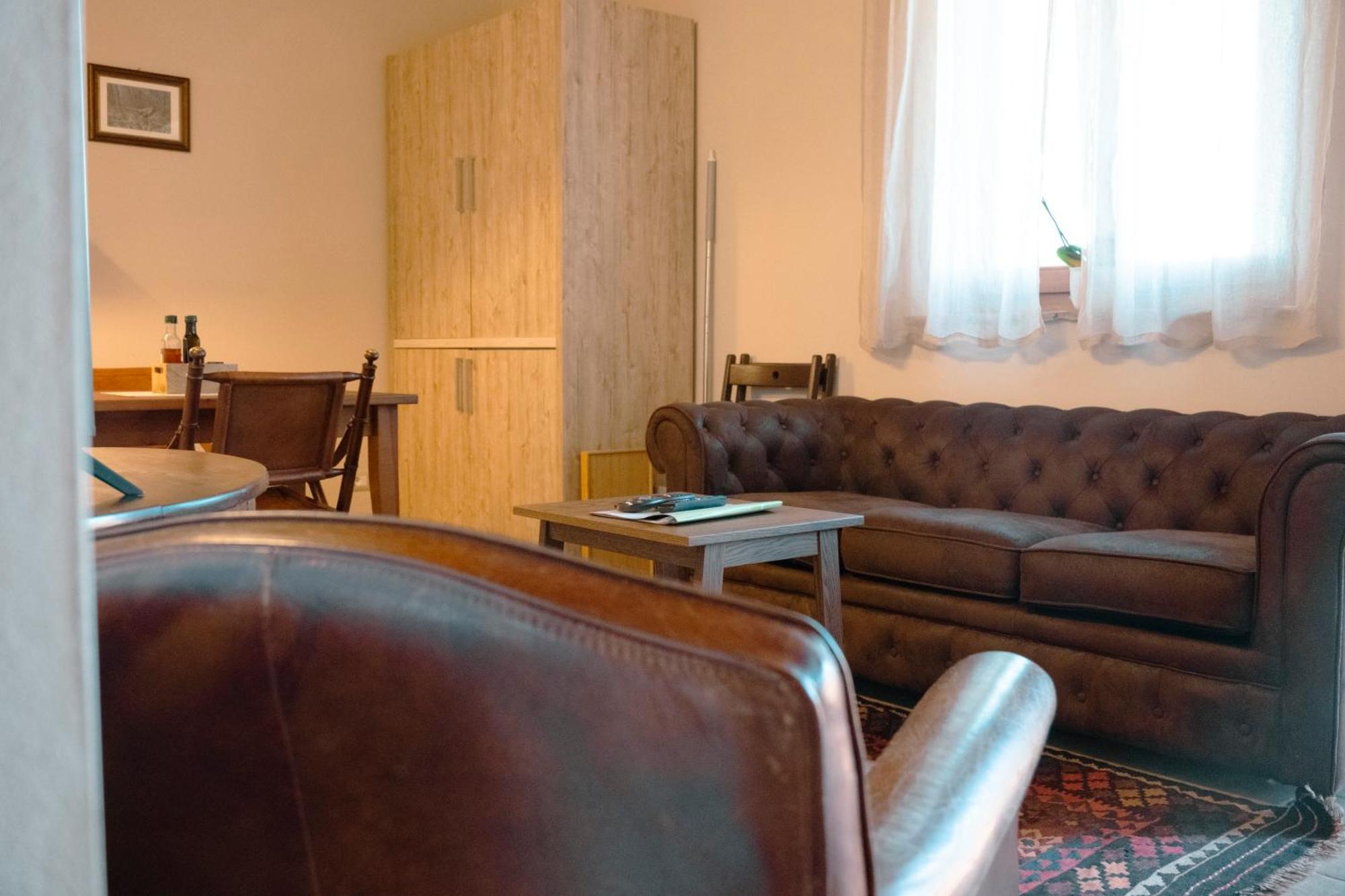 Agriturismo Cheloni Guasticce 외부 사진